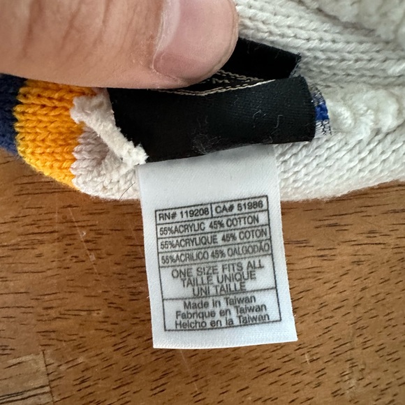 Buffalo Sabres hats - Picture 5 of 5